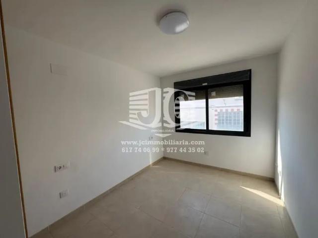 Piso en alquiler en Avinguda de Catalunya, cerca de Carrer del Mig