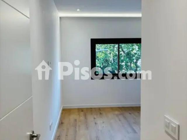 Piso en alquiler en Avinguda de Gabriel Roca, cerca de Carrer del Marquès de la Sènia
