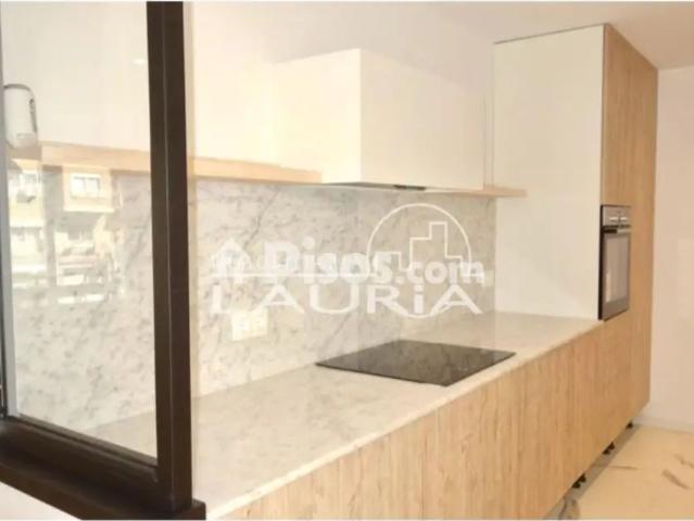 Piso en alquiler en Avinguda de Pérez Galdós, cerca de Carrer del Dramaturg Àngel Guimerà