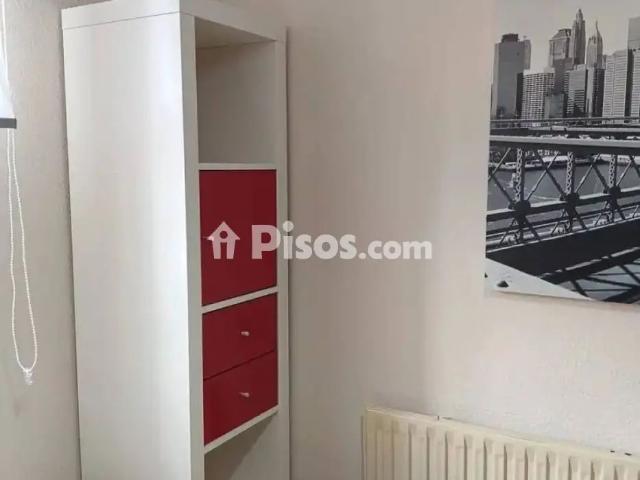 Piso en alquiler en Ávila Capital