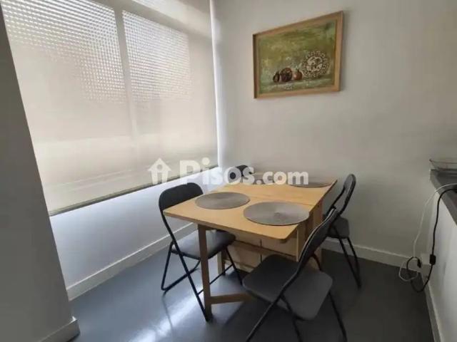 Piso en alquiler en Ávila Capital