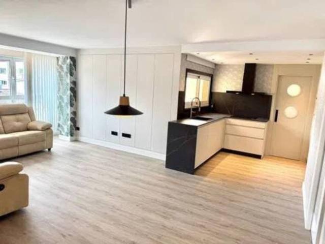 Piso en Alquiler en A Coruña