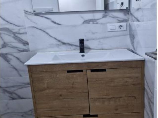 Piso en Alquiler en A Coruña, La Coruña