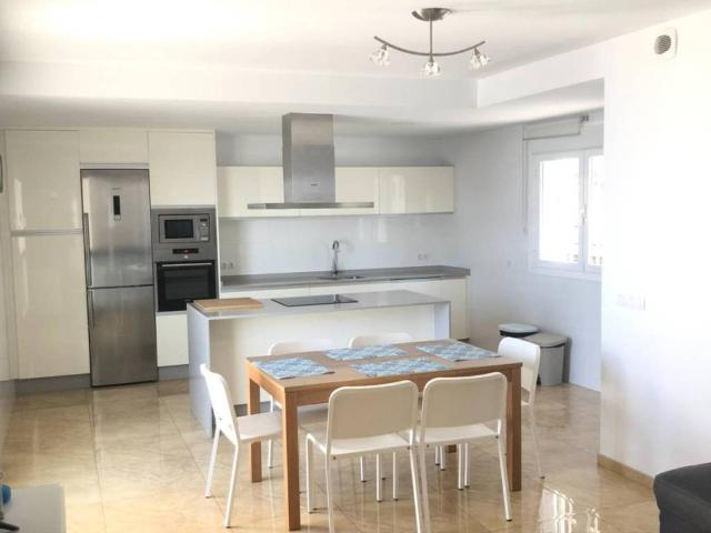 Piso en Alquiler en Adra
