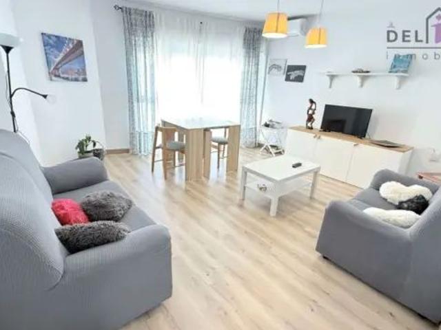 Piso en alquiler en Adra