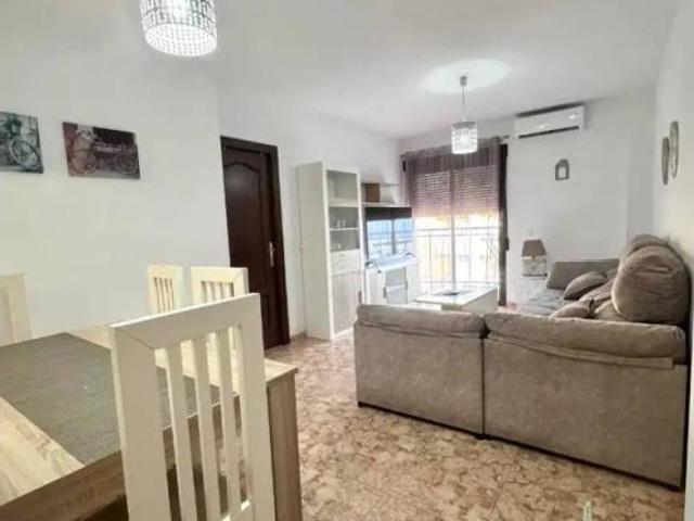 Piso en Alquiler en Adra