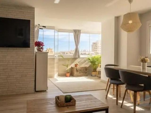 Piso en alquiler en Aguadulce Sur