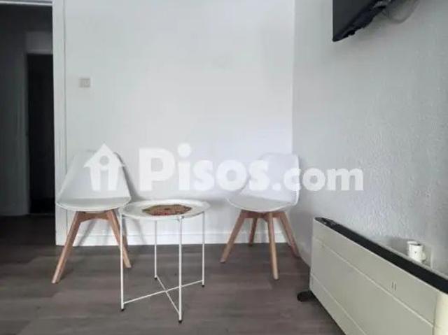 Piso en alquiler en Alcampo