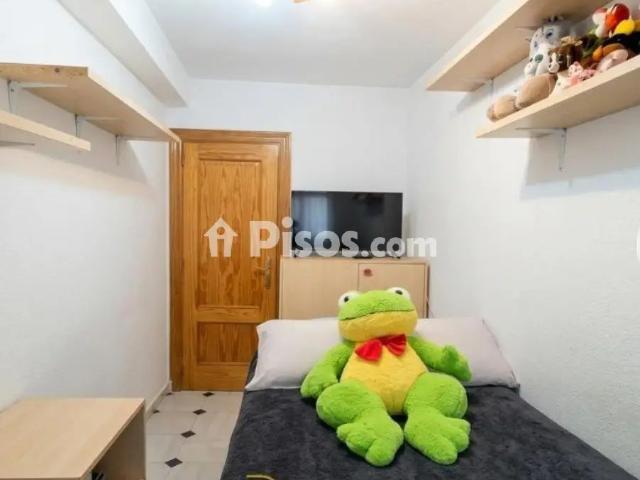 Piso en alquiler en Alcampo