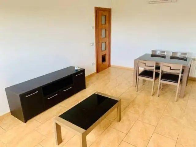 Piso en alquiler en Alcarràs
