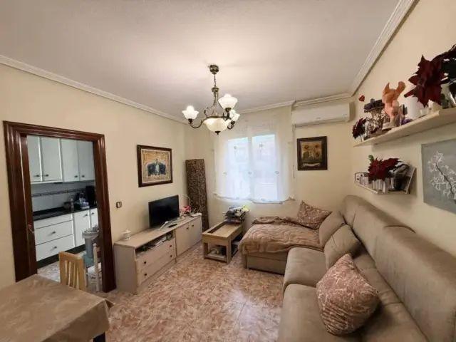 Piso en alquiler en Alameda