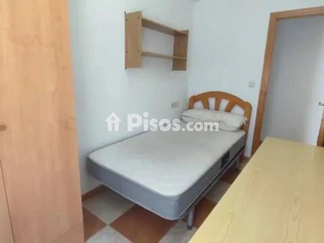 Piso en alquiler en Alameda