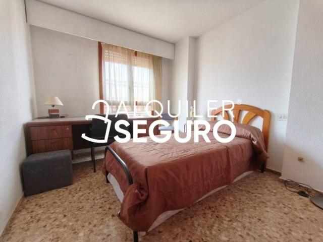 Piso en Alquiler en Alicante Alacant