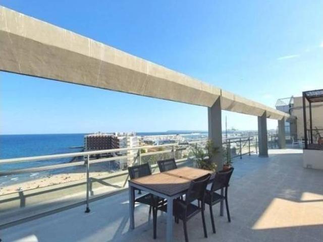 Piso en Alquiler en Alicante Alacant