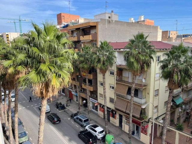 Piso en Alquiler en Alicante Alacant