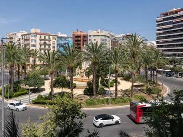 Piso en Alquiler en Alicante Alacant