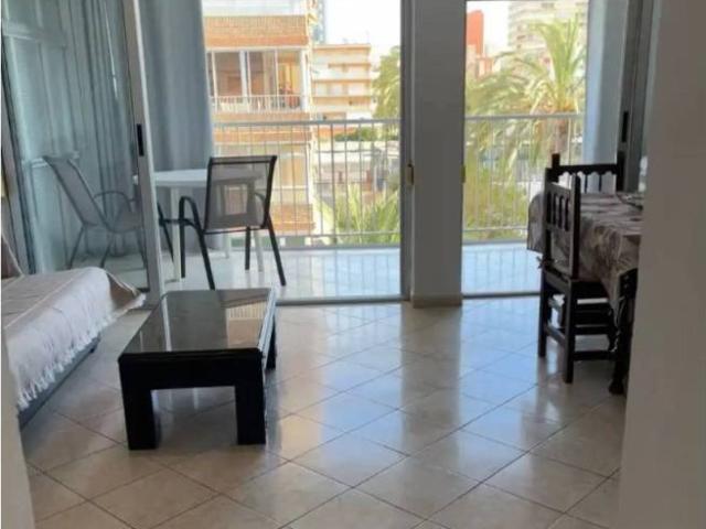 Piso en Alquiler en Alicante Alacant