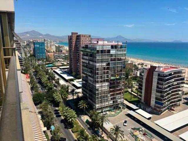 Piso en Alquiler en Alicante Alacant