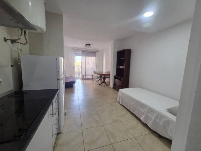Piso en Alquiler en Alicante Alacant