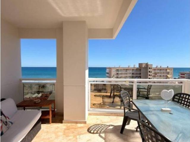 Piso en Alquiler en Alicante Alacant