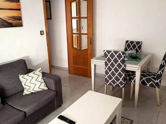 Piso en Alquiler en Alicante Alacant