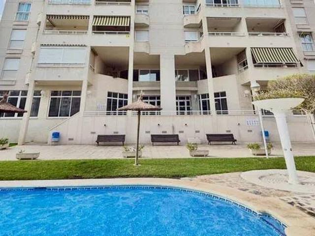 Piso en Alquiler en Alicante Alacant