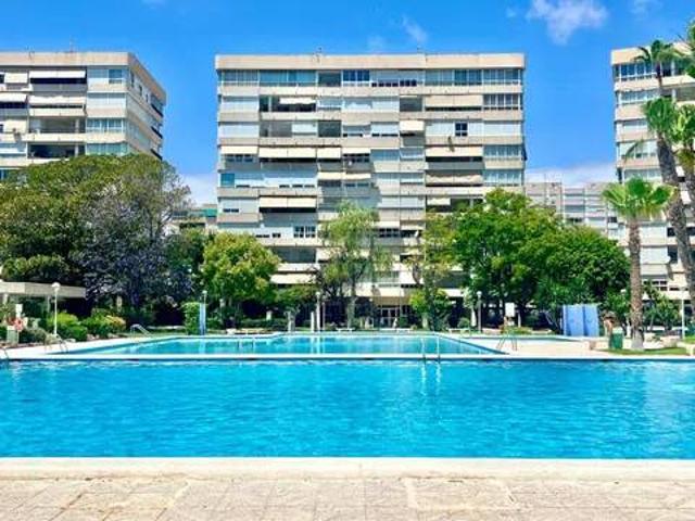 Piso en Alquiler en Alicante Alacant