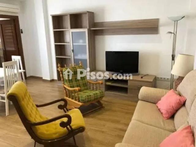 Piso en alquiler en Almagro