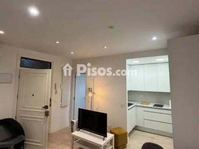 Piso en alquiler en Almagro