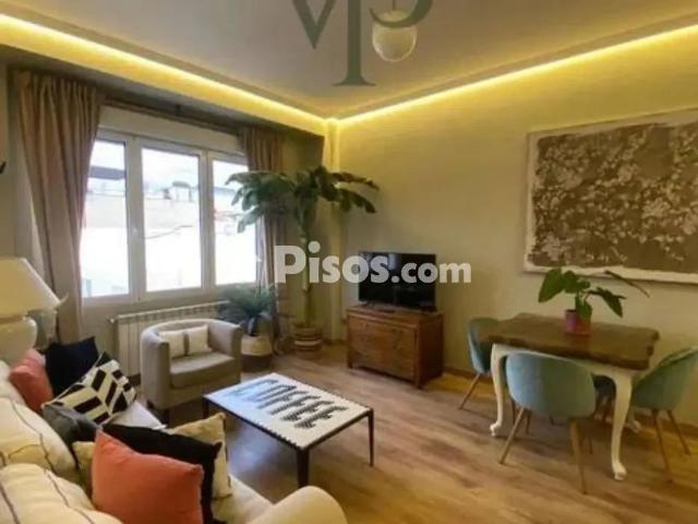 Piso en alquiler en Almagro