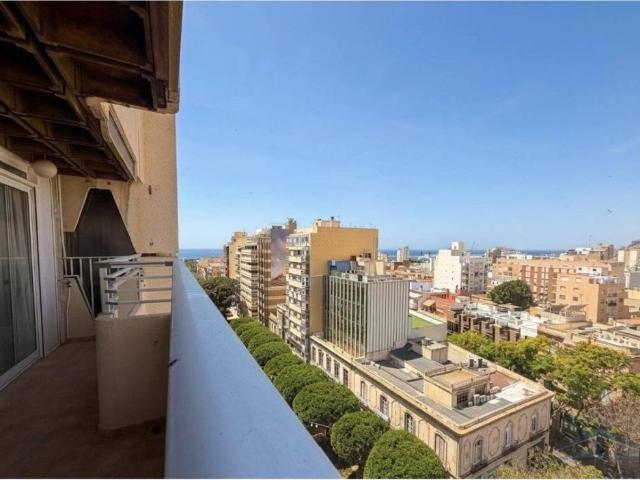 Piso en Alquiler en Almería