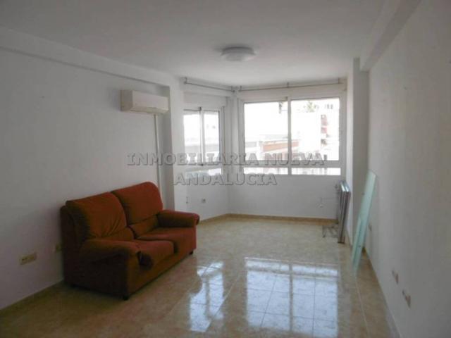 Piso en Alquiler en Almería