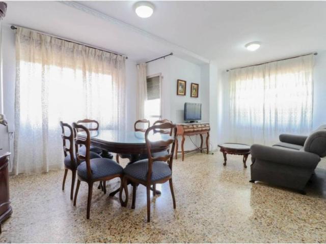 Piso en Alquiler en Almería