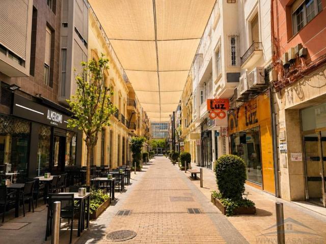 Piso en Alquiler en Almería