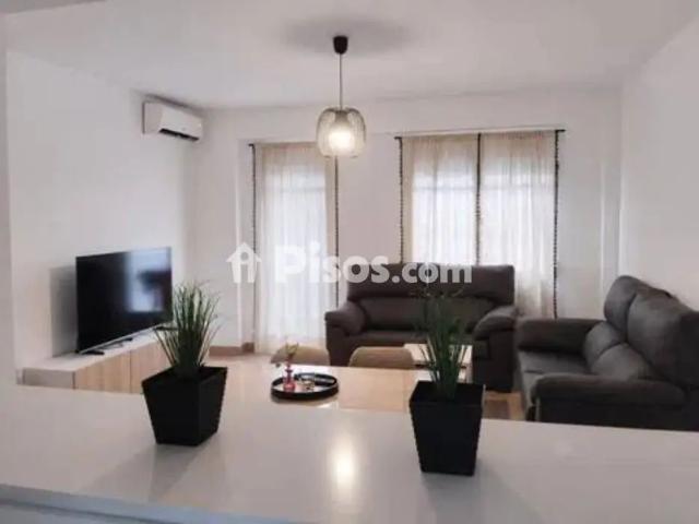 Piso en alquiler en Almería Capital