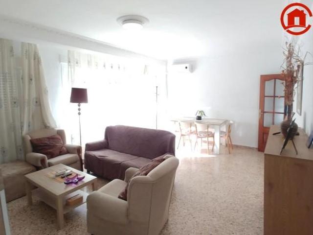 Piso en alquiler en Almería, Avda. santa isabel