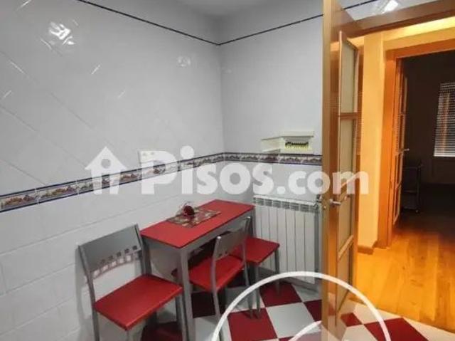 Piso en alquiler en Alquiler Julio y Agosto, Piso Con Calefacccion en Villarcayo Alquidao Largo Duracion