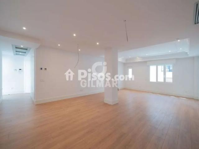 Piso en alquiler en Argüelles
