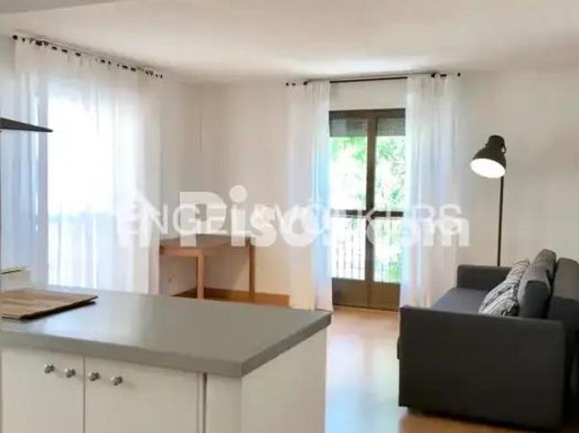Piso en alquiler en Argüelles