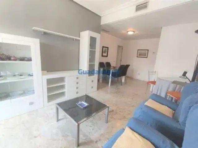Piso en alquiler en Arenal