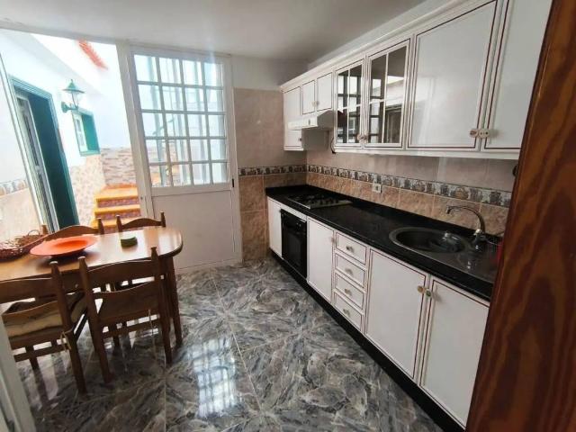 Piso en Alquiler en Arico