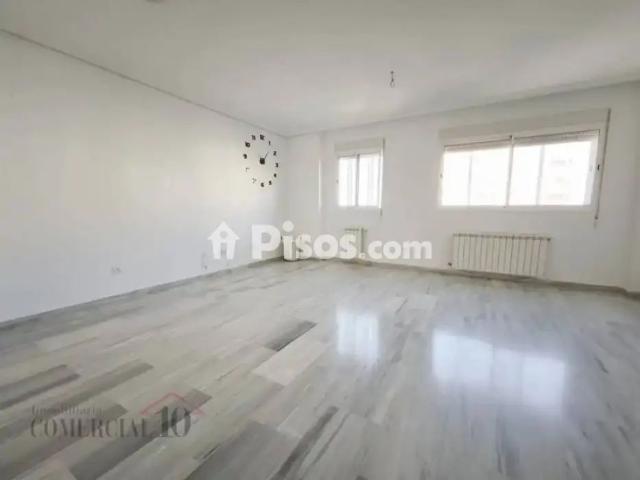 Piso en alquiler en Badajoz Capital