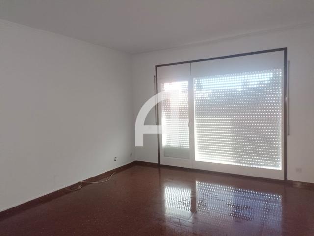 Piso en alquiler en Badalona, Barcelona IDEAL PISO EN EL CENTRO DE BADALONA CON PLAZA DE PARQUING