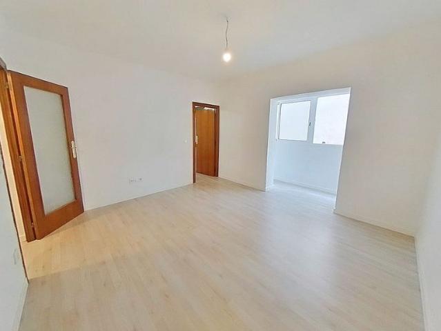 Piso en alquiler en Badalona, de 54 m² 3 habitaciones por 724
