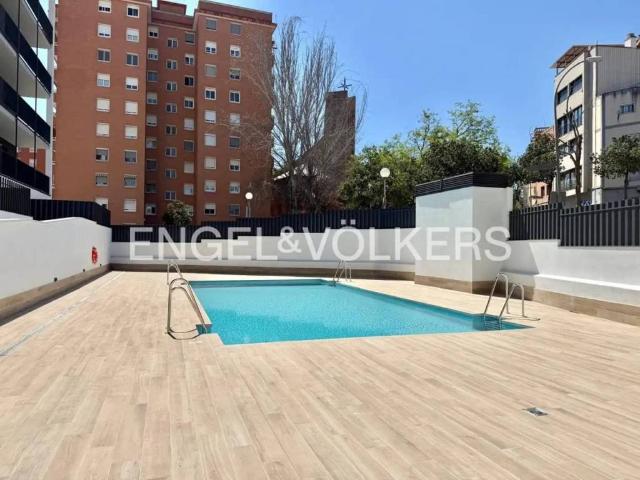 Piso en Alquiler en Badalona