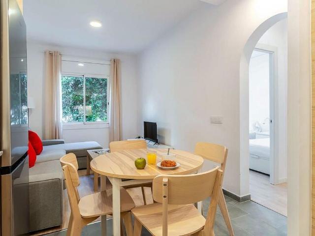 Piso en alquiler en Barcelona, de 40 m² 2 habitaciones por 824