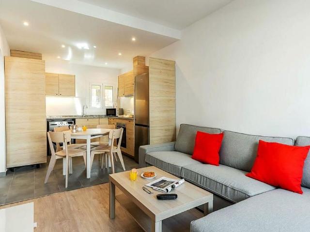 Piso en alquiler en Barcelona, de 40 m² 2 habitaciones por 824
