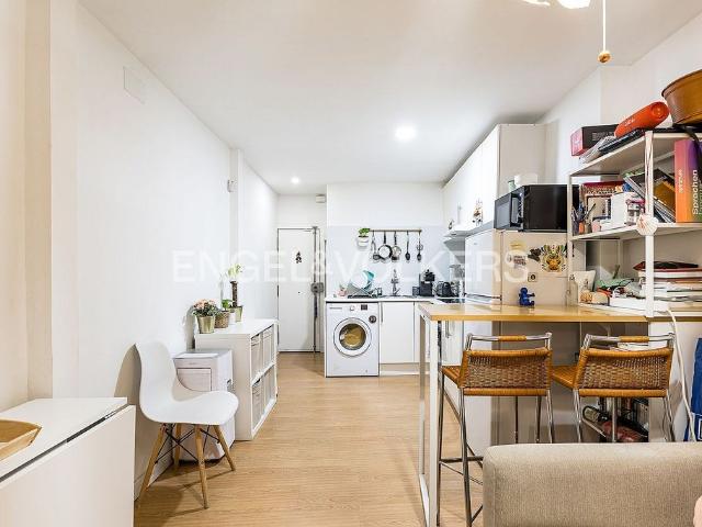 Piso en alquiler en Barcelona, de 47 m² 1 habitación por 973
