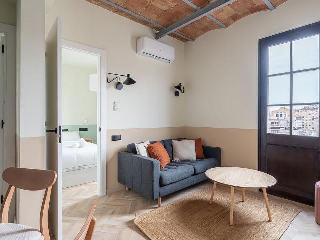 Piso en alquiler en Barcelona, de 47 m² 3 habitaciones por 2.100