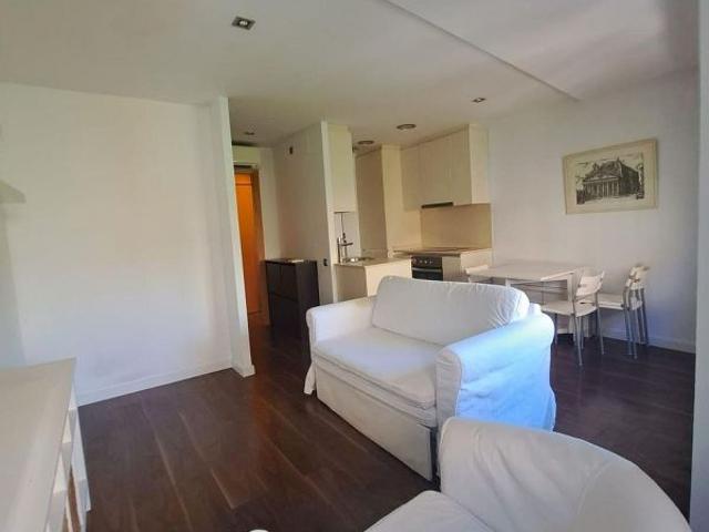 Piso en alquiler en Barcelona, de 45 m² 1 habitación por 1.041